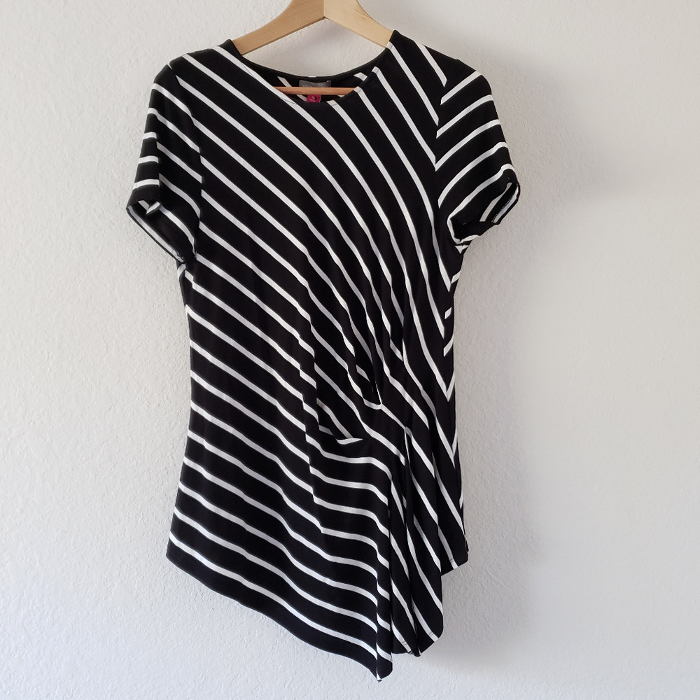 Vince Camuto Black and White Striped Side Gather T-Shirt Shirt - Size M